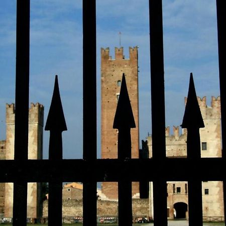 Bed And Breakfast Castello Вилафранка ди Верона Екстериор снимка